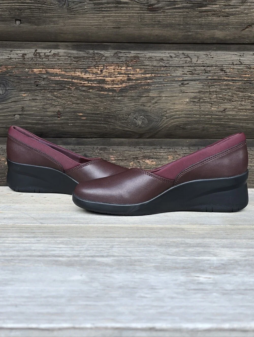 Clarks Suttyn Walk Y2K Office Siren Revival Wine Leather Comfort Wedge 7.5M